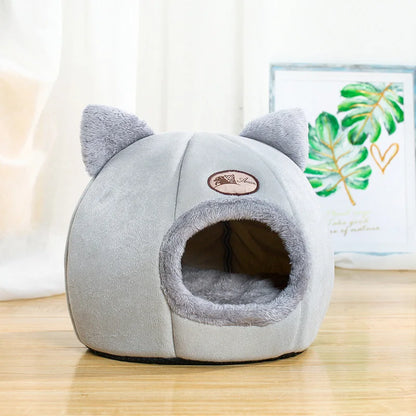 Cat & Small Dog Cave Bed – Cozy Winter Sleep House