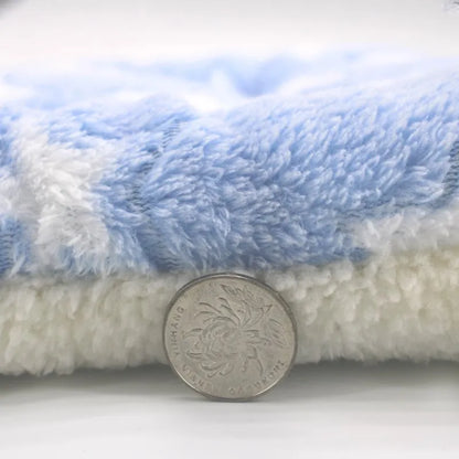 Blue fleece sleeping mat for kittens and puppies