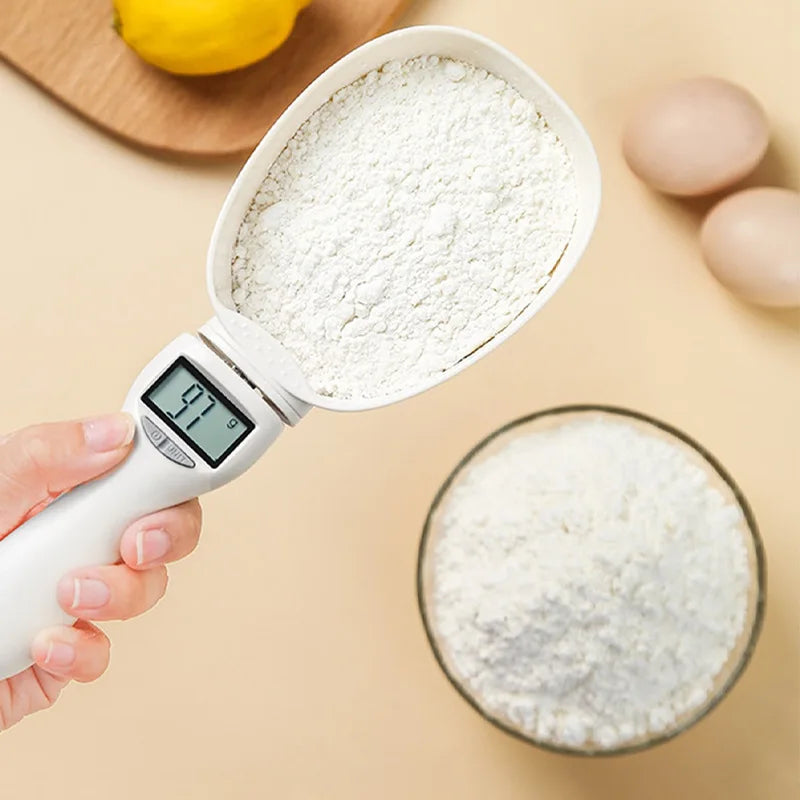 Pet measuring spoon scale with LCD display