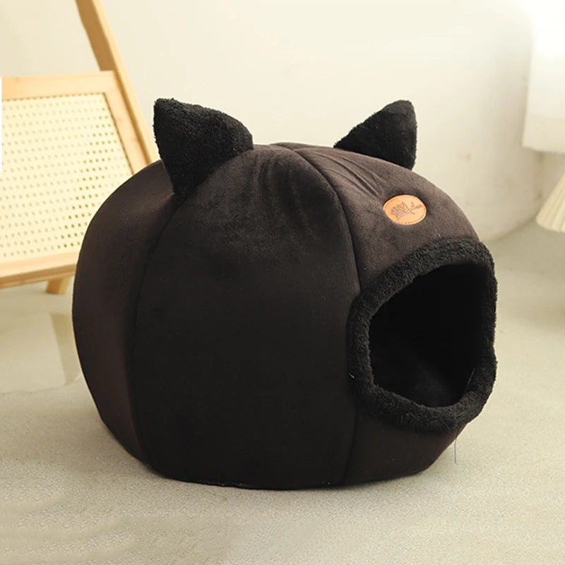 Cat & Small Dog Cave Bed – Cozy Winter Sleep House