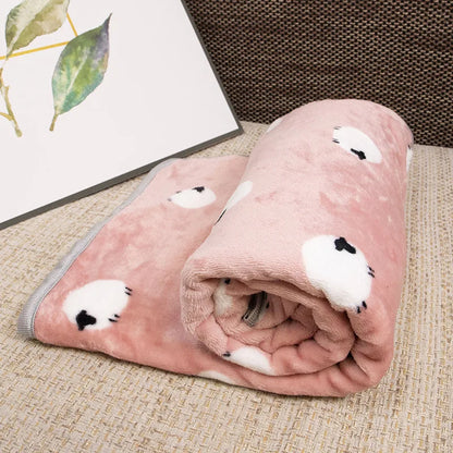 Soft Fleece Dog Blanket – Warm Flannel Pet Throw for Cats & Dogs, Cute Cartoon Bed Mat for Winter Comfort