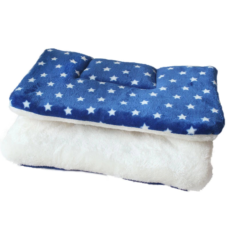 Soft Fleece Dog & Cat Bed Mat – Thickened Warm Pet Blanket