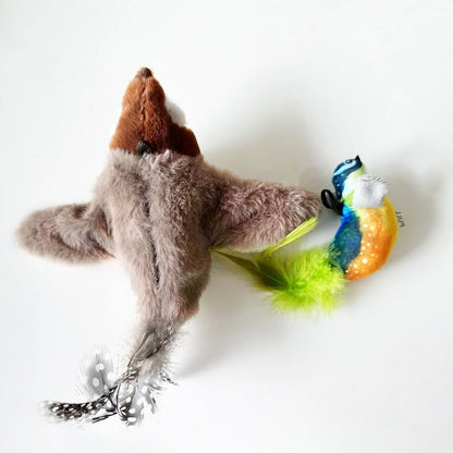 Cat chasing realistic bird toy – safe and fun USB rechargeable design