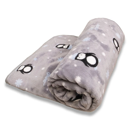 Soft Fleece Dog Blanket – Warm Flannel Pet Throw for Cats & Dogs, Cute Cartoon Bed Mat for Winter Comfort