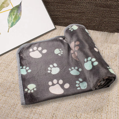 Soft Fleece Dog Blanket – Warm Flannel Pet Throw for Cats & Dogs, Cute Cartoon Bed Mat for Winter Comfort