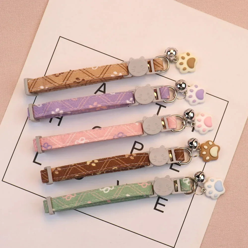 Purple pet collar with bell for cats and small dogs