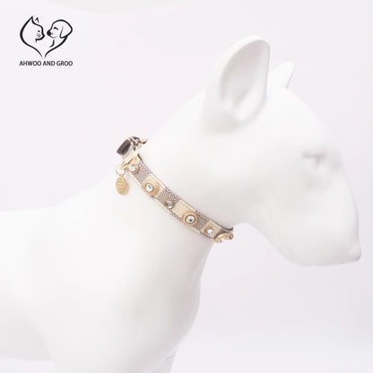 White jeweled collar for cats and small dogs