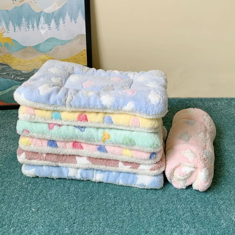 Soft Cat & Dog Bed Mat – Warm Plush Pet Sleeping Pad