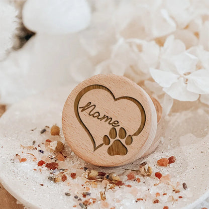 Heart design engraved wooden pet box
