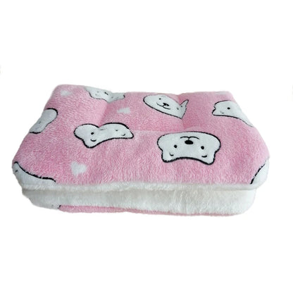 Soft Fleece Dog & Cat Bed Mat – Thickened Warm Pet Blanket