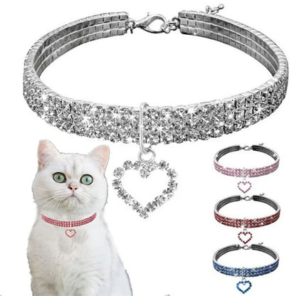 Sparkling rhinestone collar with heart pendant
