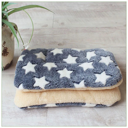Soft Fleece Dog & Cat Bed Mat – Thickened Warm Pet Blanket